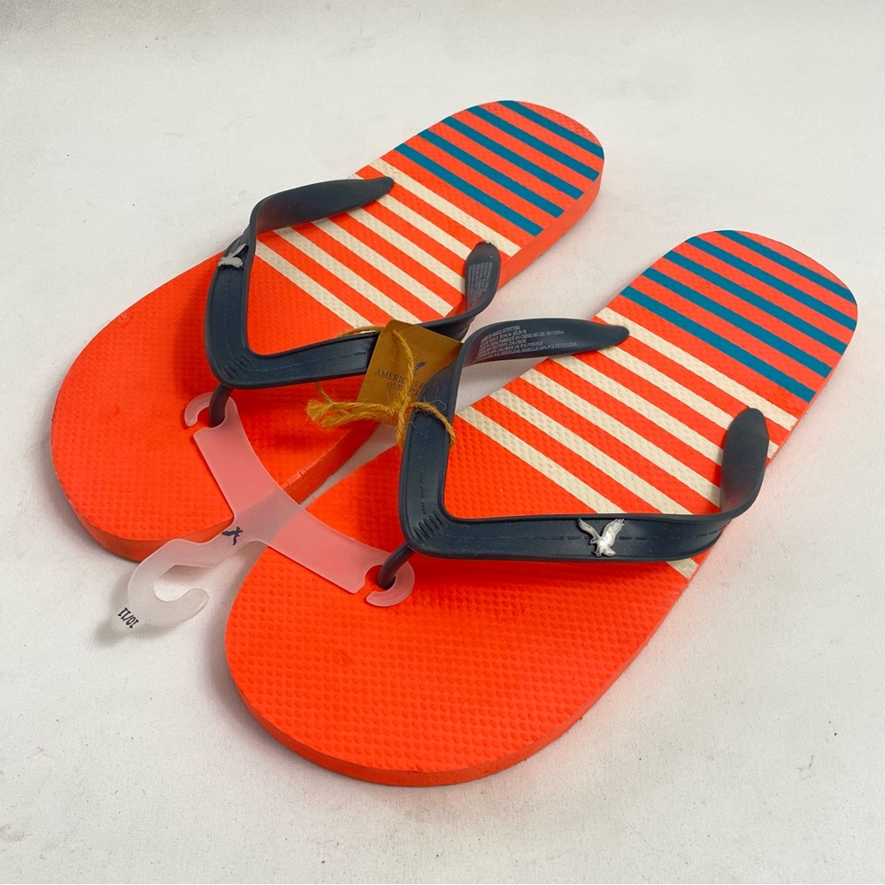 NWT American Eagle Men’s Flip Flops Sandals Size 10 / 11